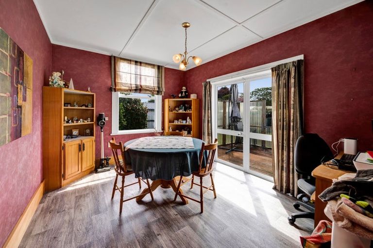 Photo of property in 64 Conway Road, Eltham, 4322