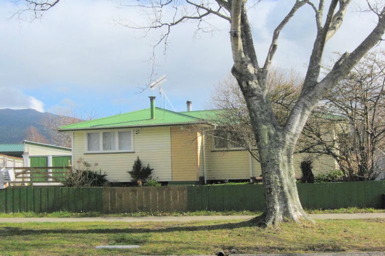 Photo of property in 53 Rota Street, Turangi, 3334