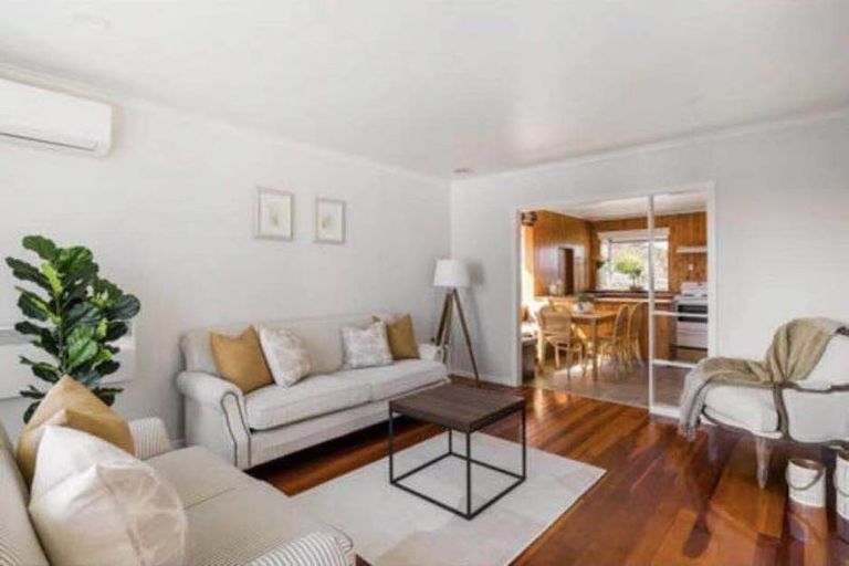 Photo of property in 60 Southsea Crescent, Silverdale, Hamilton, 3216