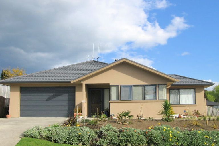 Photo of property in 3 Smylie Close, Ohauiti, Tauranga, 3112