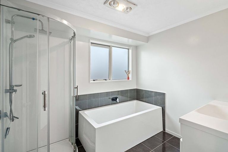 Photo of property in 15a Nottingham Avenue, Halswell, Christchurch, 8025