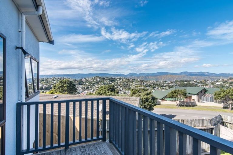 Photo of property in 2 Kaikoura Street, Maupuia, Wellington, 6022