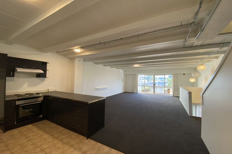 Photo of property in 14a Captain Scott Road, Glen Eden, Auckland, 0602