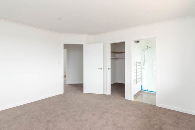 Photo of property in 33 Silicon Way, Fitzherbert, Palmerston North, 4410
