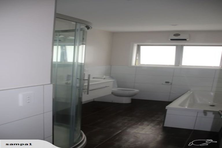 Photo of property in 30 Trelawny Terrace, Grenada Village, Wellington, 6037