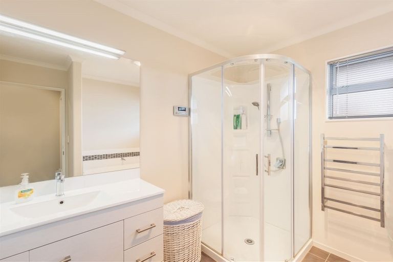 Photo of property in 20 Taiore Crescent, Marshland, Christchurch, 8083