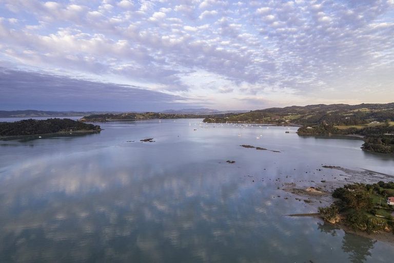 Photo of property in 50 Kiteone Road, Parua Bay, Whangarei, 0174