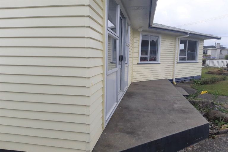 Photo of property in 40 Fabian Street, Stratford, 4332