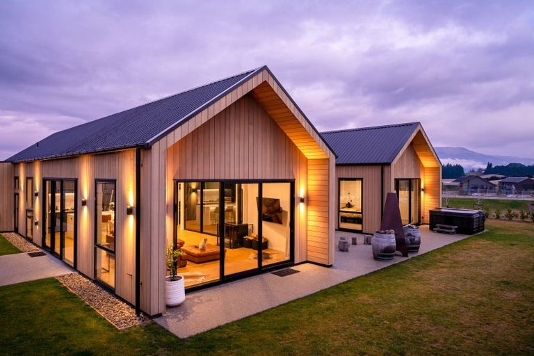 Photo of property in Northlake, 14 Hawkdun Place, Wanaka, 9305