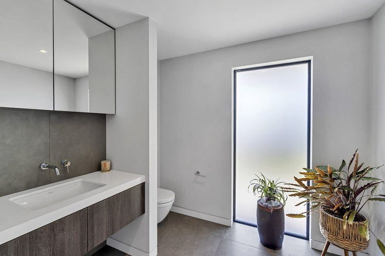 Photo of property in 20 Kiteroa Place, Cashmere, Christchurch, 8022