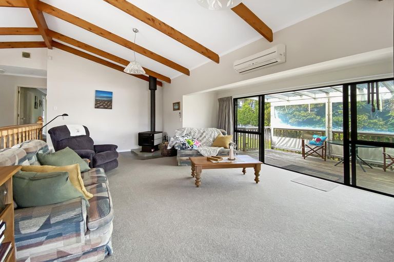 Photo of property in 25 Fairway Drive, Kerikeri, 0230