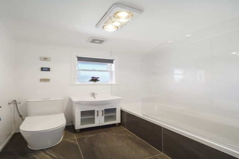 Photo of property in 2/32 Udys Road, Pakuranga, Auckland, 2010