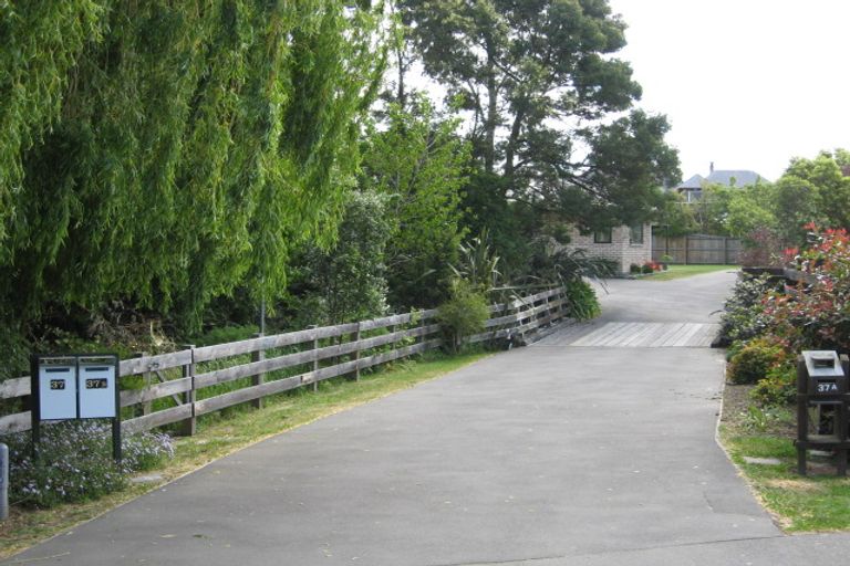 Photo of property in 37 Bank Street, Amberley, 7410