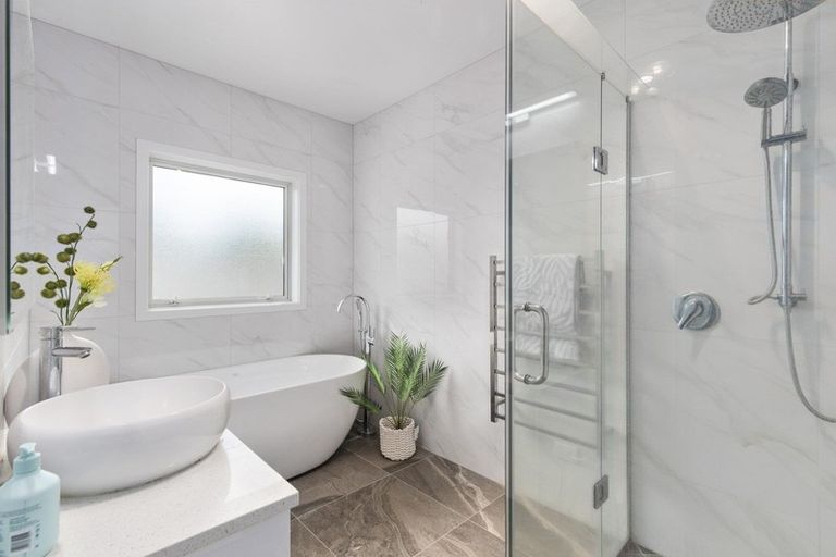 Photo of property in 1 Mataroa Crescent, Flagstaff, Hamilton, 3210