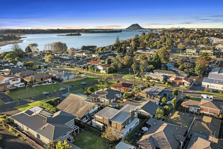 Photo of property in 118 Edgecumbe Road, Tauranga South, Tauranga, 3112