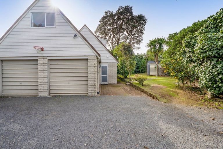 Photo of property in 1138 South Road, Oakura, 4314