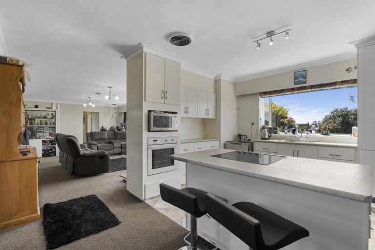 Photo of property in 24 High Street South, Eltham, 4322