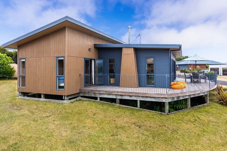 Photo of property in 7 Te Ariki Drive, Kuratau, Turangi, 3381
