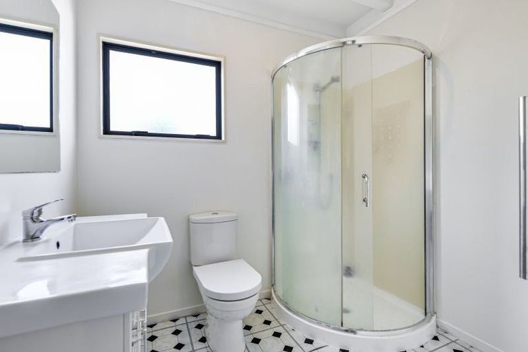 Photo of property in 60 Radiata Street, Fairview Downs, Hamilton, 3214