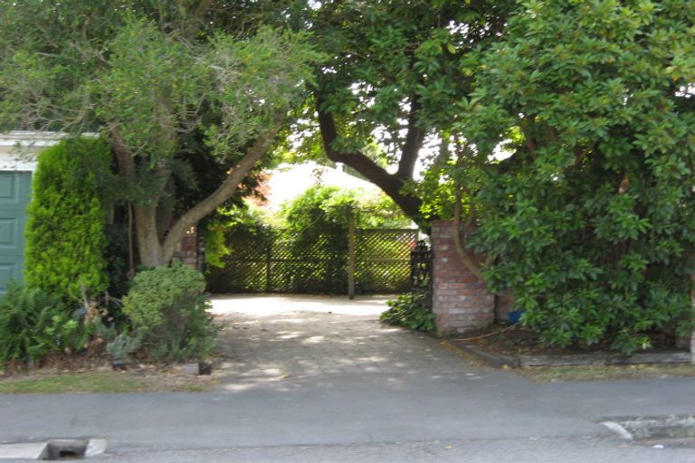 Photo of property in 13 Jacksons Road, Merivale, Christchurch, 8014