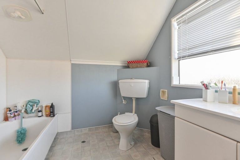 Photo of property in 204 Flaxmere Avenue, Flaxmere, Hastings, 4120