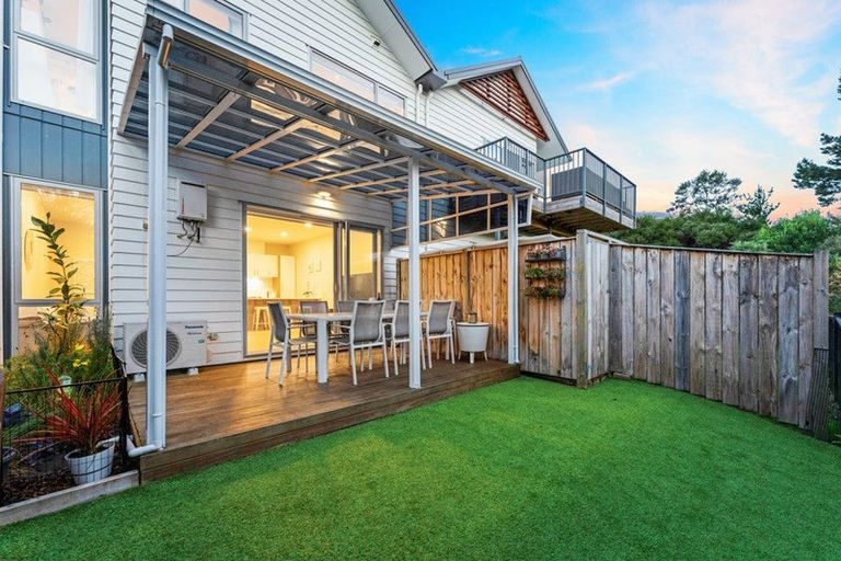 Photo of property in 29 Bight Road, Long Bay, Auckland, 0630