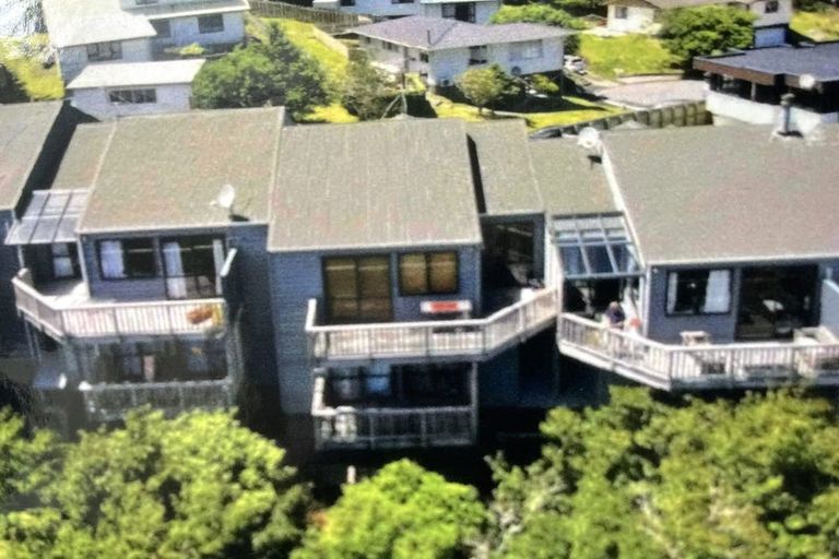 Photo of property in 7 Lydia Way, Karori, Wellington, 6012