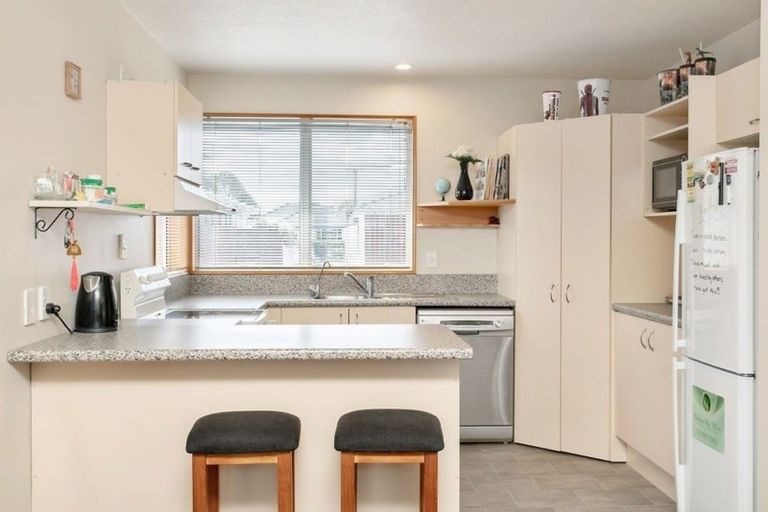 Photo of property in 2/31 Nottingham Avenue, Halswell, Christchurch, 8025