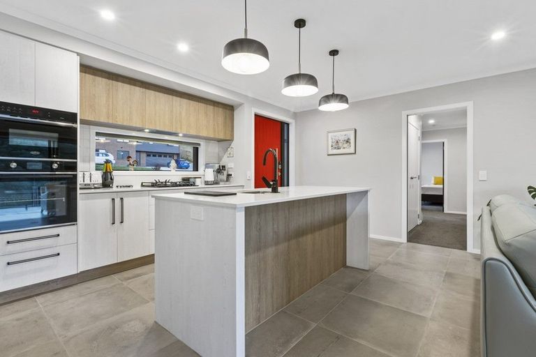 Photo of property in 15 Bob Carter Place, Welcome Bay, Tauranga, 3175