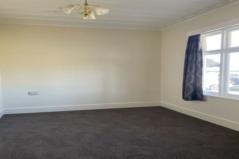 Photo of property in 25 Reeve Street, Foxton, 4814