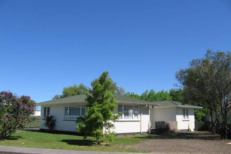 Photo of property in 1 Keiha Street, Riverdale, Gisborne, 4010