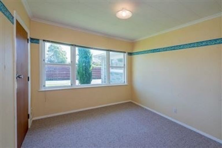 Photo of property in 25 Rimu Street, Waikanae, 5036