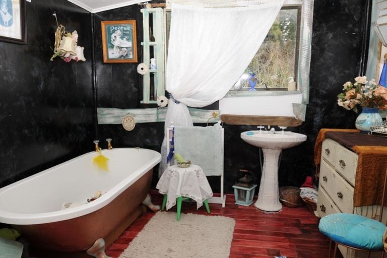 Photo of property in 65 Derby Street, Hampden, 9410