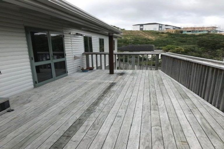 Photo of property in 7a Pilot Lane, Whitby, Porirua, 5024