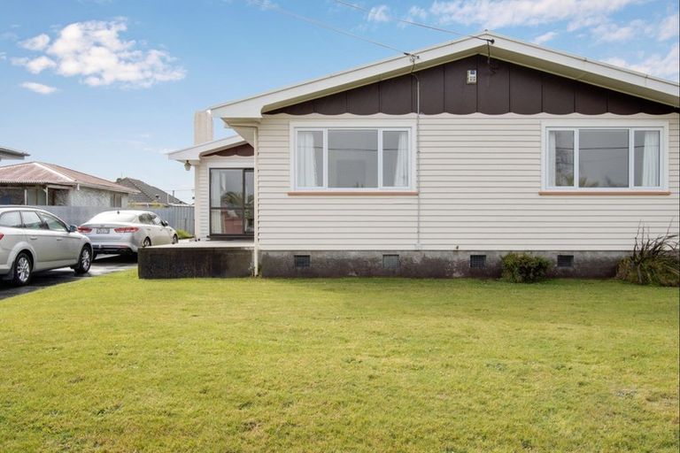 Photo of property in 18 Barnard Avenue, Maraenui, Napier, 4110
