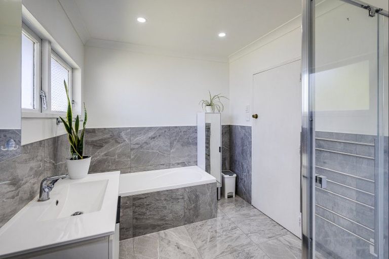 Photo of property in 37 Wycliffe Street, Onekawa, Napier, 4110