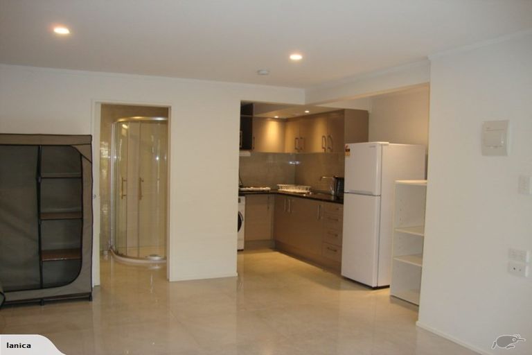 Photo of property in 1/36 Palliser Lane, Browns Bay, Auckland, 0630