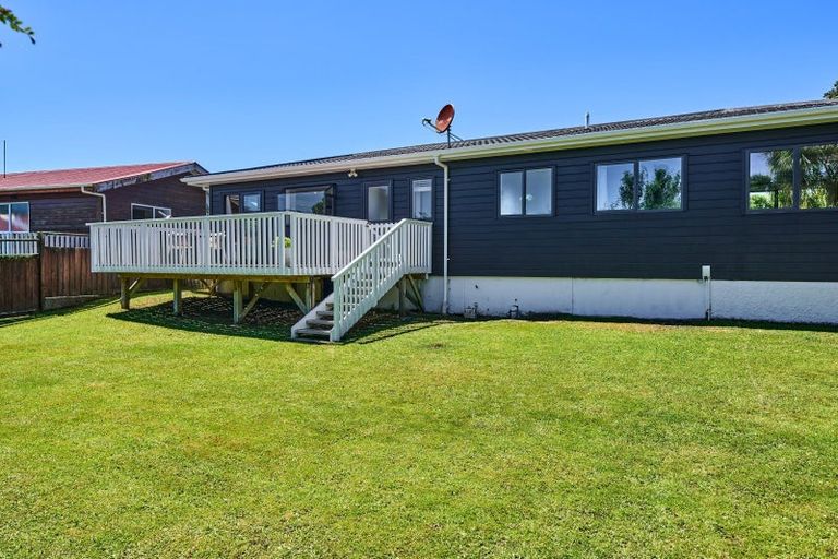 Photo of property in 301 Maungaraki Road, Maungaraki, Lower Hutt, 5010