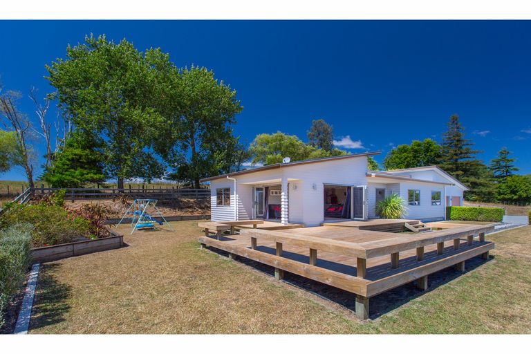 Photo of property in 1734 Kakaramea Road, Ngahinapouri, Hamilton, 3290