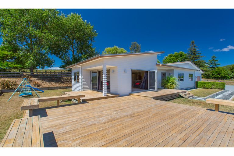 Photo of property in 1734 Kakaramea Road, Ngahinapouri, Hamilton, 3290