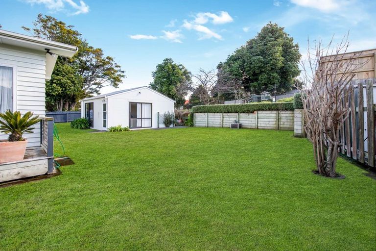Photo of property in 15b Gonville Avenue, Gonville, Whanganui, 4501