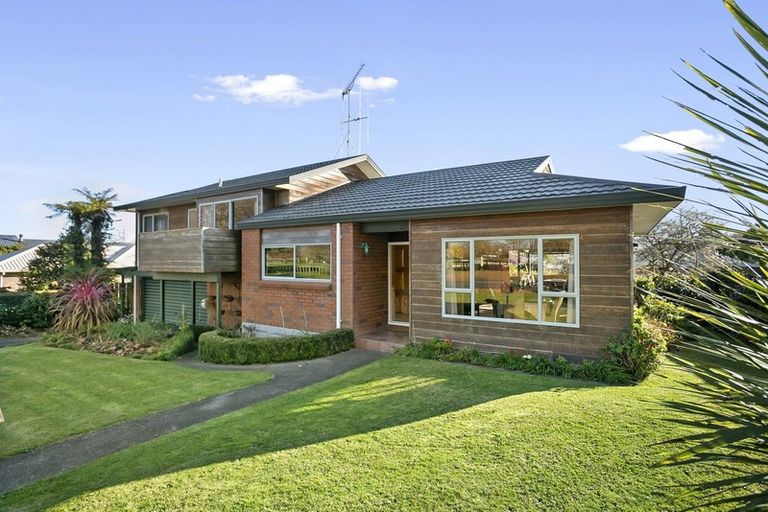 Photo of property in 63 Carlyle Street, Leamington, Cambridge, 3432