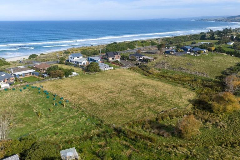 Photo of property in 1142 Brighton Road, Brighton, Dunedin, 9035