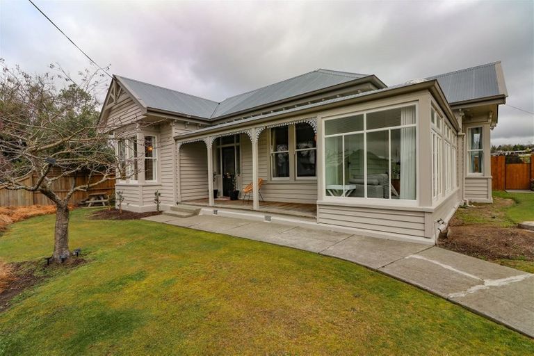 Photo of property in 22 Hislop Street, Geraldine, 7930