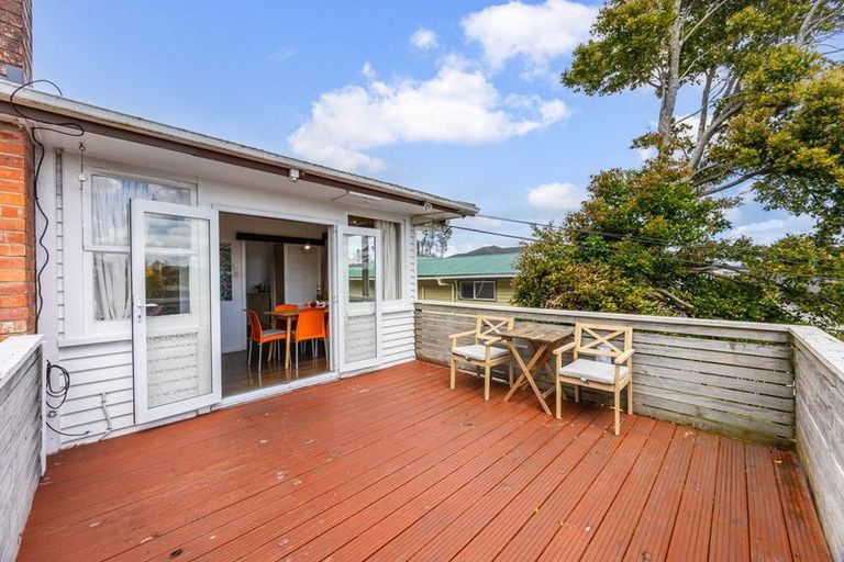 Photo of property in 38 Bond Crescent, Forrest Hill, Auckland, 0620