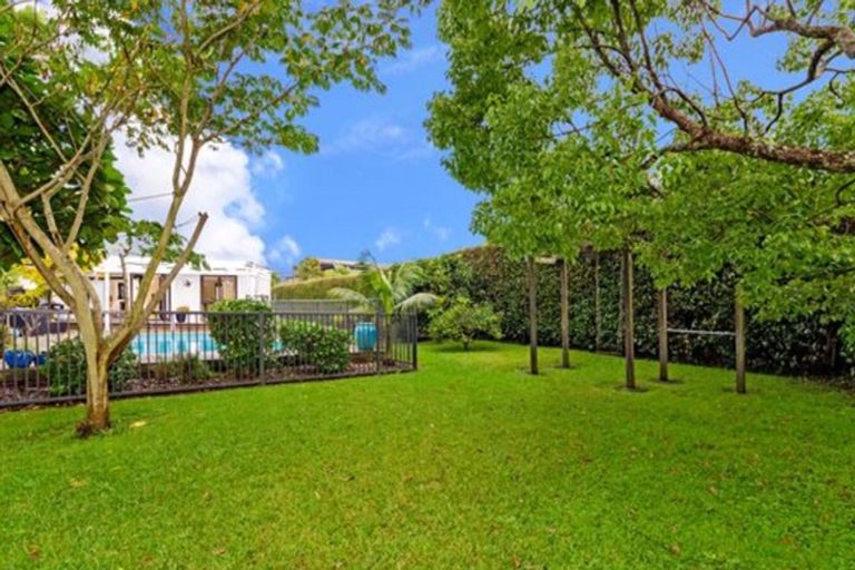 Photo of property in 75 Nile Road, Milford, Auckland, 0620