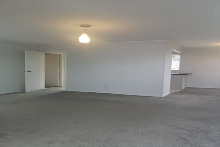 Photo of property in 4 Rako Place, Manurewa, Auckland, 2102