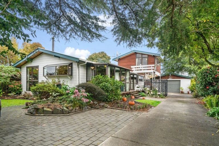 Photo of property in 183 Avonhead Road, Avonhead, Christchurch, 8042