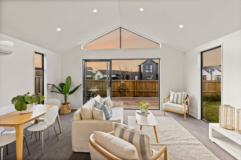 Photo of property in 1/1 Hebe Lane, Northwood, Christchurch, 8051