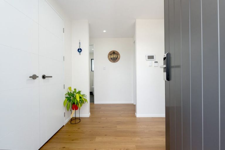 Photo of property in 22a Rathgar Road, Henderson, Auckland, 0610